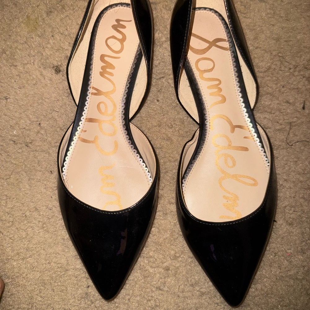 Sam Edelman Black Heels with Sleek Design